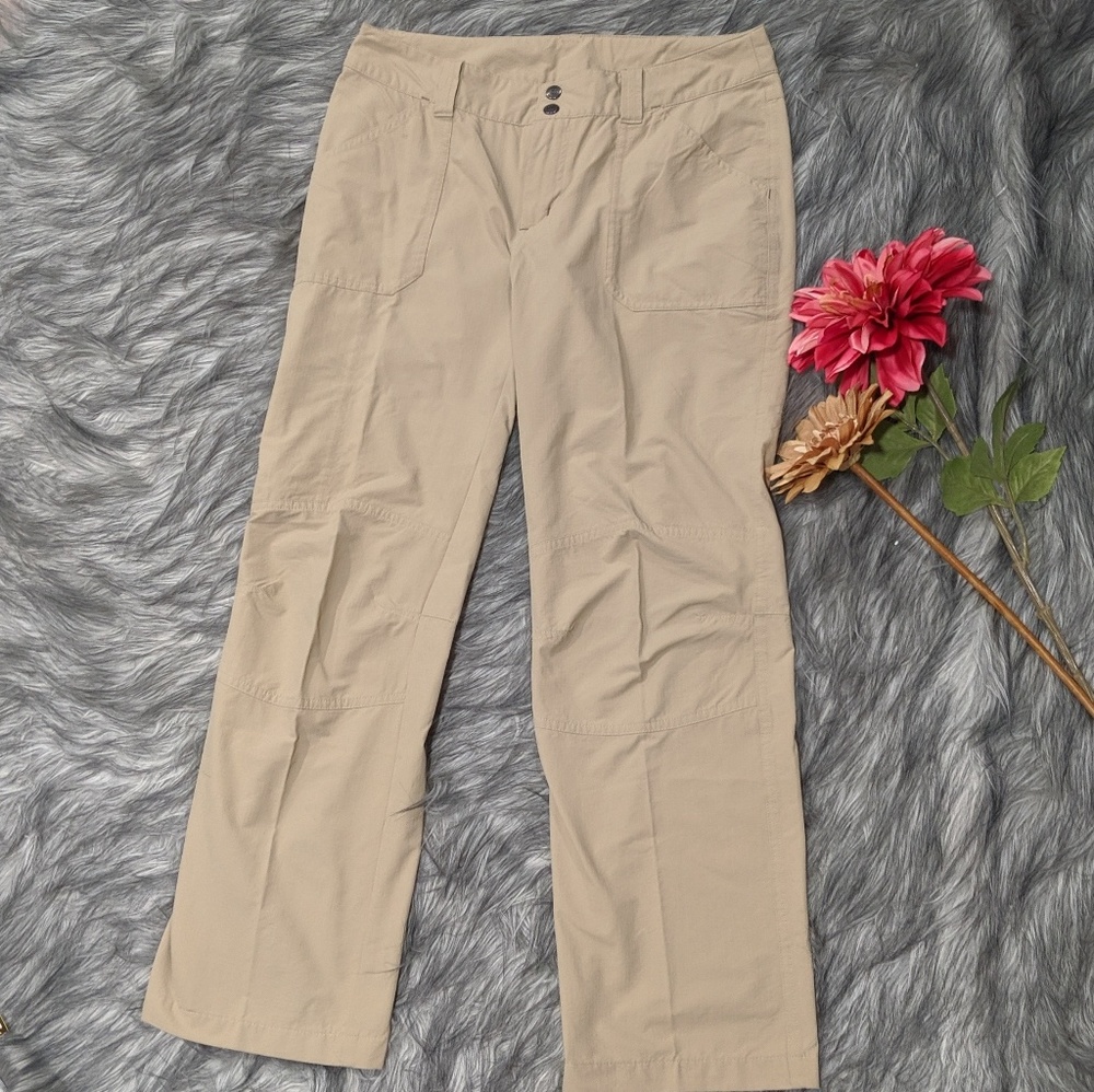 Patagonia lightweight khaki pants - Picture 2 of 6